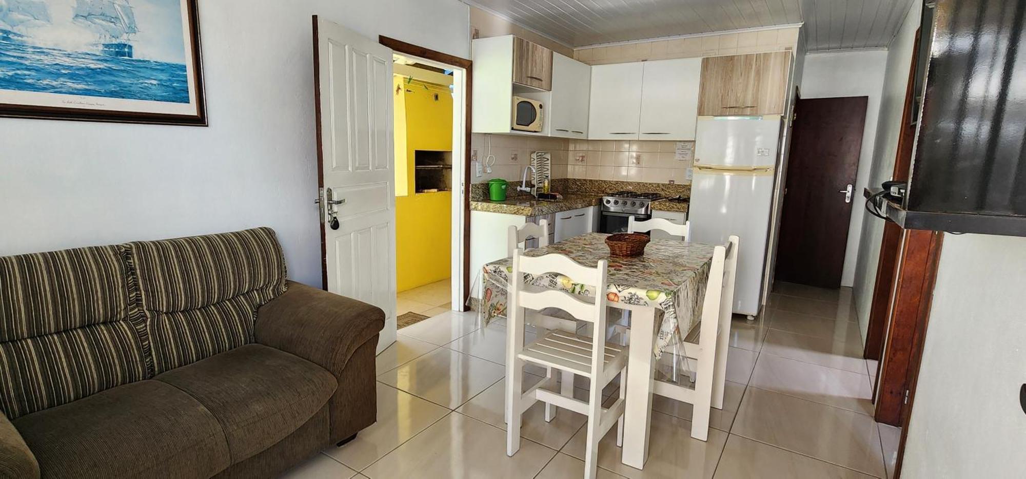 Casa De 2 Quartos No Centro De Bombinhas Luaran gambar