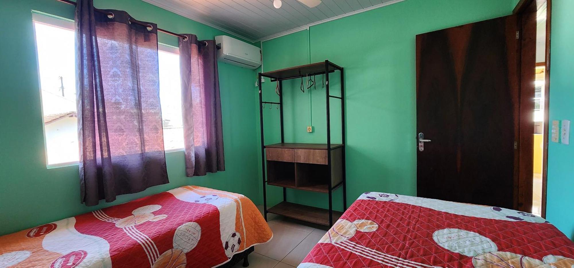 Casa De 2 Quartos No Centro De Bombinhas Luaran gambar